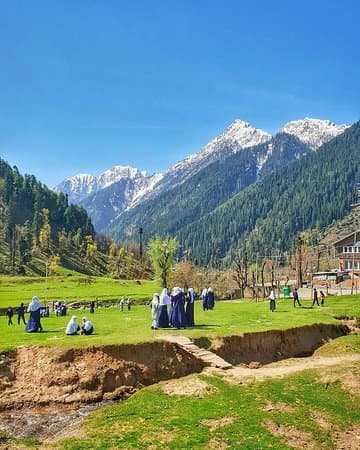 Aru Valley